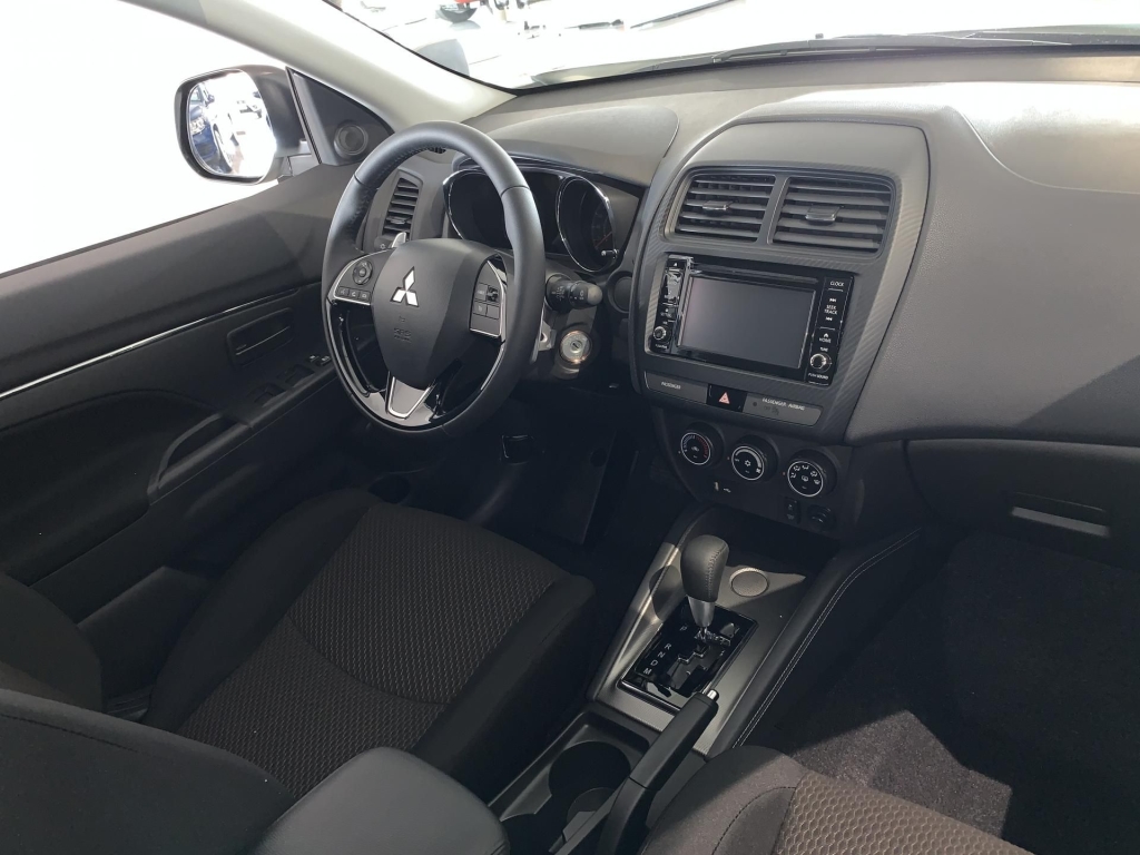 Mitsubishi ASX Invite 150KM AT Nowy Model 2020 \ Samochody